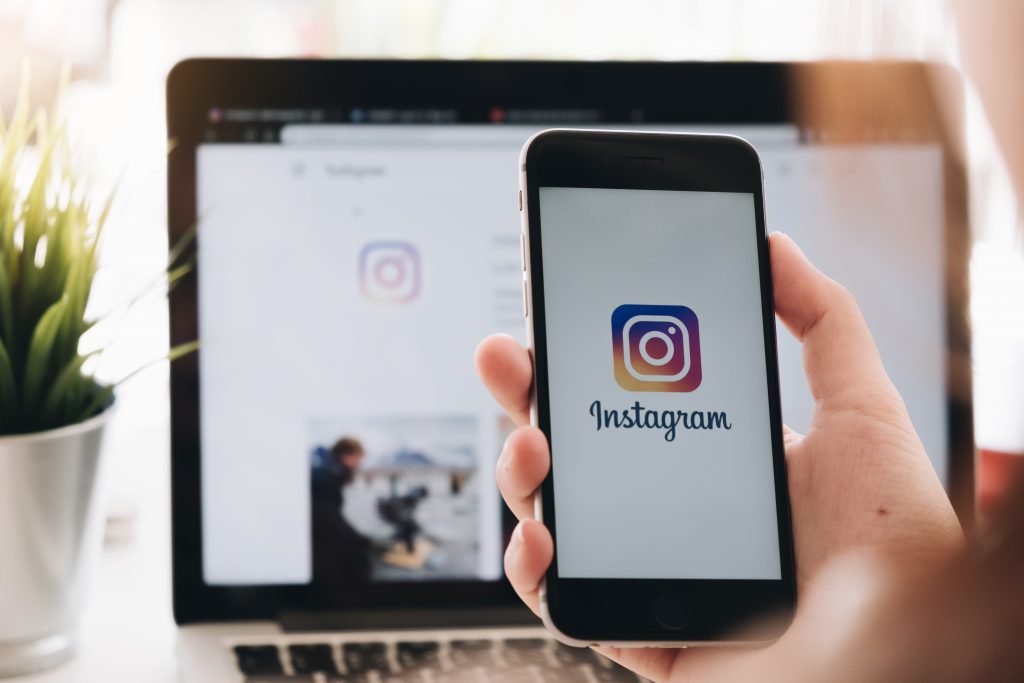 8 Easy Steps to Log out Your Instagram Account from Other Devices Remotely